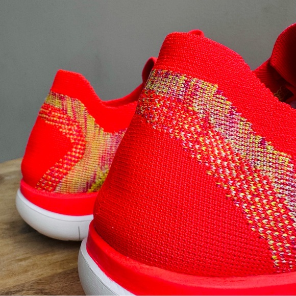 Nike Free 4.0 Flyknit Mens Size 11 Bright Crimson/Hot Lava/Volt/Black 2014 Shoes - Picture 7 of 13